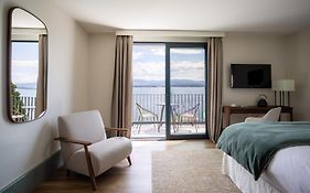 Maison Du Lac Boutique Hotel